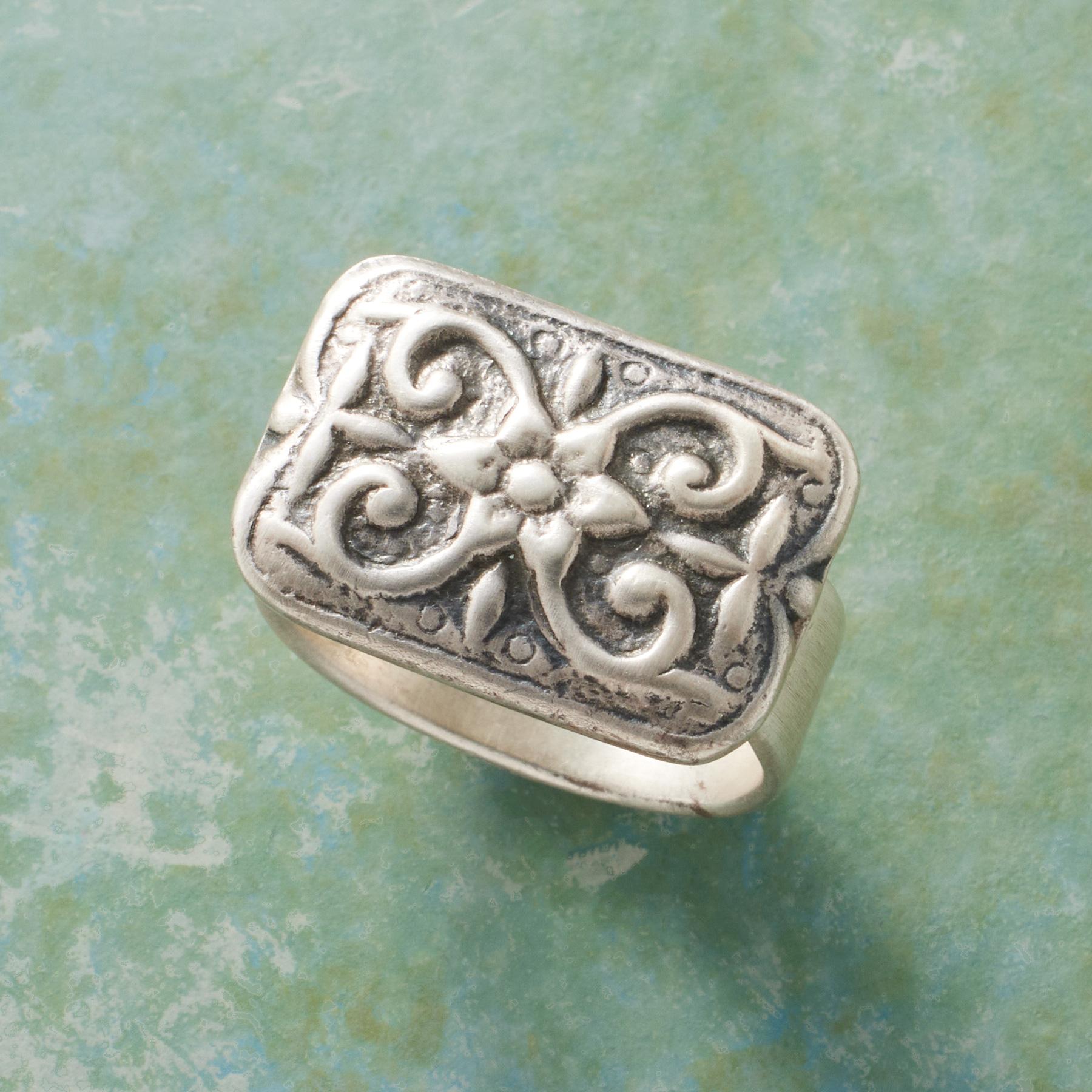 Victoriana Ring Sundance